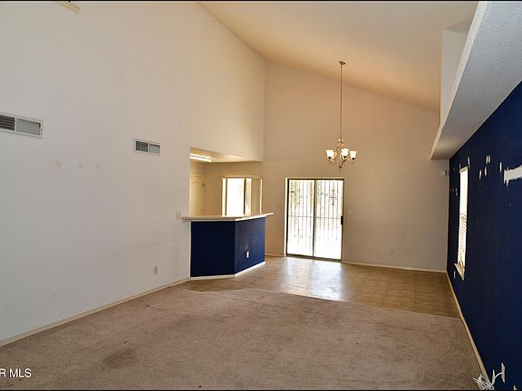 5th image of 14044 Tierra Halcon Dr
