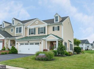 141 Copperstone Ct, Millersville, PA 17551