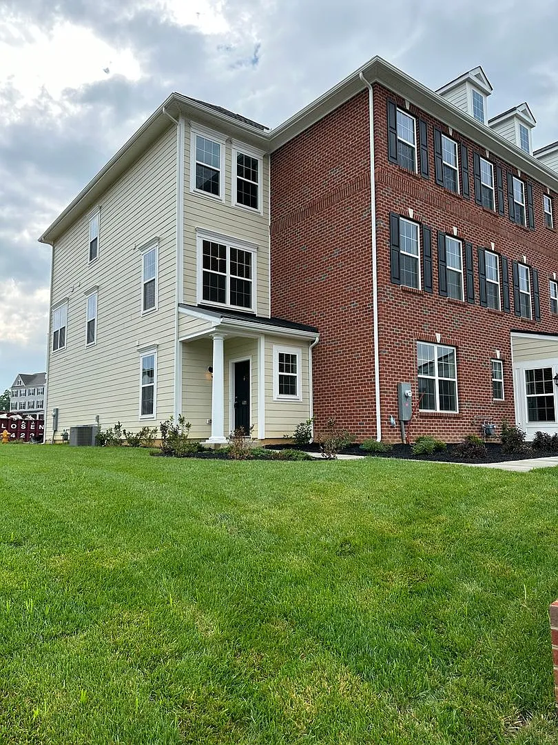Coming Soon! End unit townhome in Darley Green! — Photo 1
