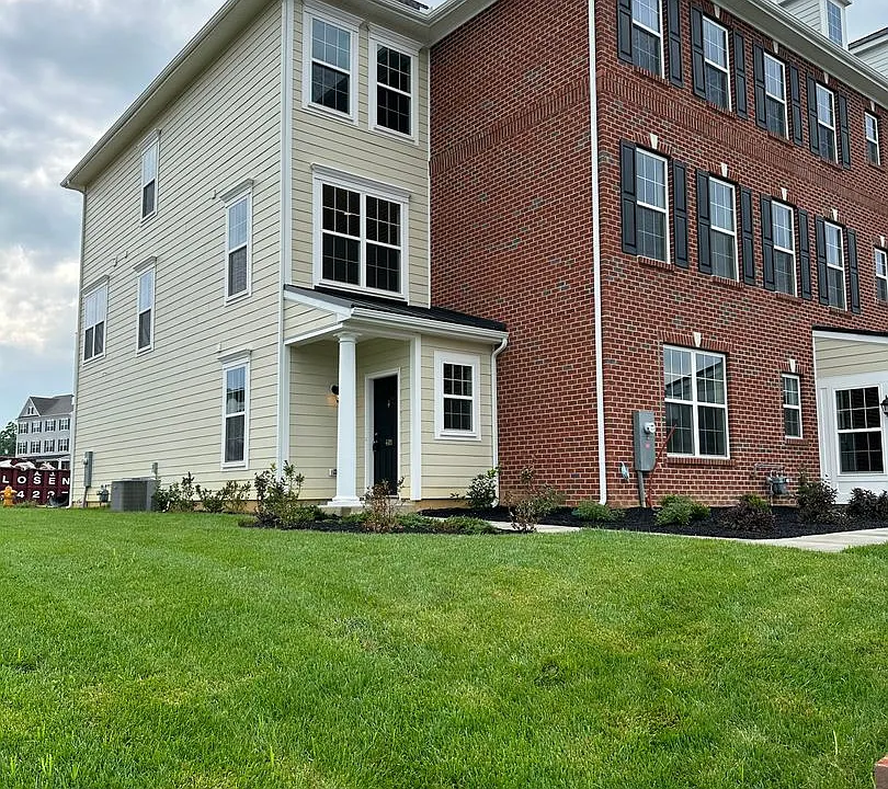 401 Lenape Way
