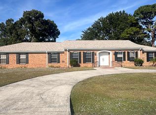 301 Nesbitt St NE, Palm Bay, FL 32907