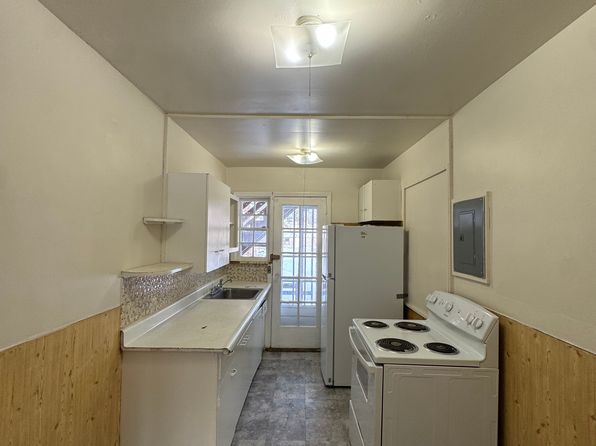 121 Jackson Ave APT A