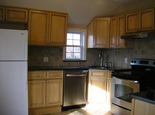 365 Black Oak Ridge Rd, Wayne, NJ 07470