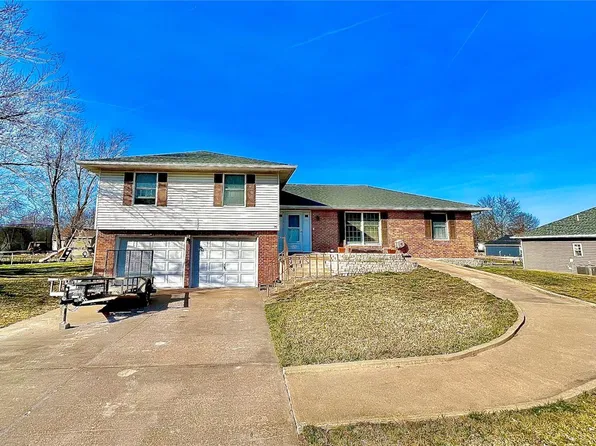 706 Sue St, Paris, MO 65275