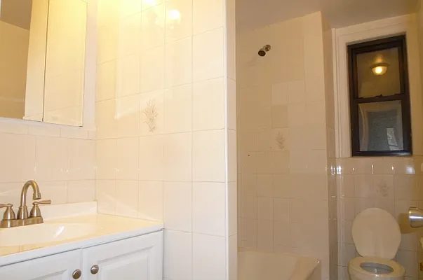 Rented by Citi Habitats | media 51