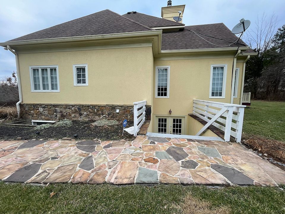 701 Parrish Farm Ln Great Falls VA Zillow