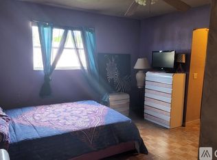 8612 N Lexington Dr, Miramar, FL 33025