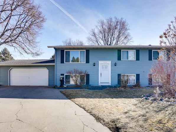 1224 20th St N, Moorhead, MN 56560