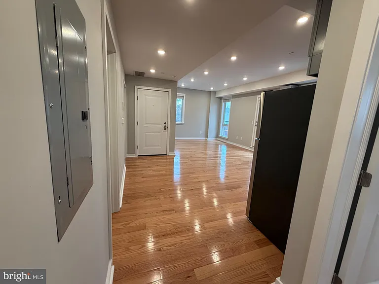 914 W Susquehanna Ave #3A — Photo 11