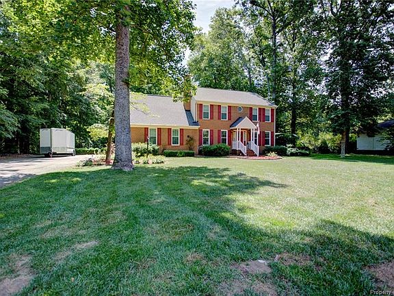 4th image of 7057 Tracey Ct