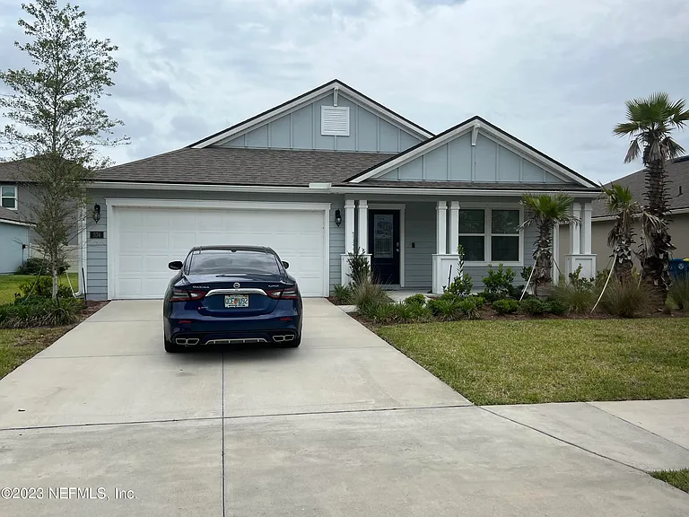 574 Northside Dr S — Photo 3