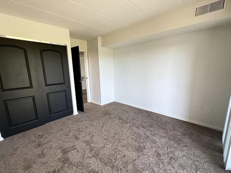 Indian Lookout Apartments — Photo 91
