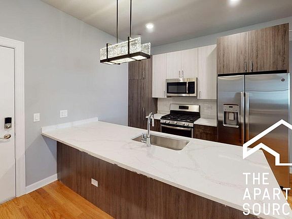 2nd image of 6206 S Kimbark Ave #1L