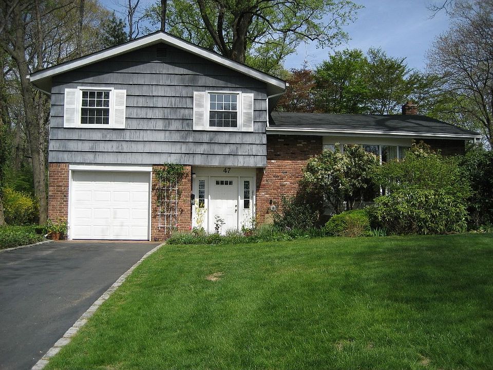 1st image of 47 Harwood Dr E