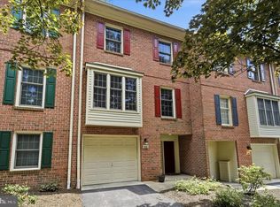 302 Brighton Cir, Devon, PA 19333