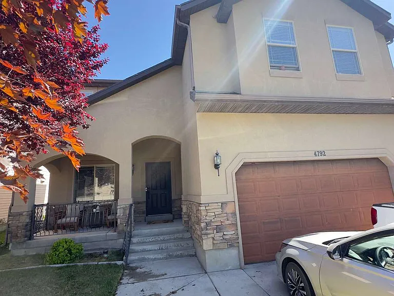 4792 Wilson Way — Photo 2