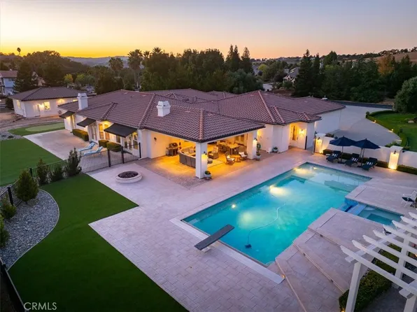 2015 Calle Pattito, Templeton, CA 93465