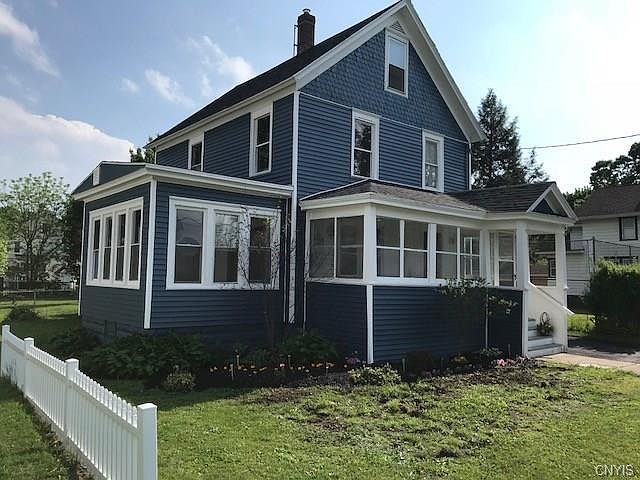 1st image of 29 Evergreen St