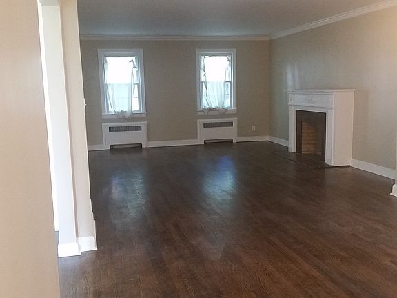 3rd image of 116-138 Hansbury Ave
