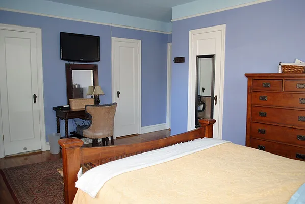 Sold by Landmarc Group | media 38