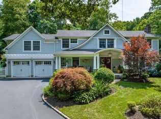 5 Lisa Ct, Cold Spring Harbor, NY 11724