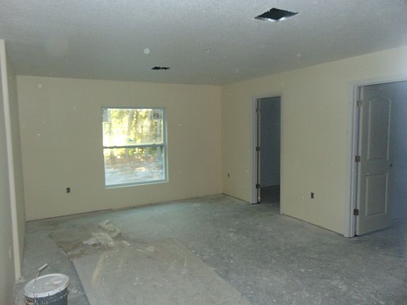 4th image of 6555 Betty Ave