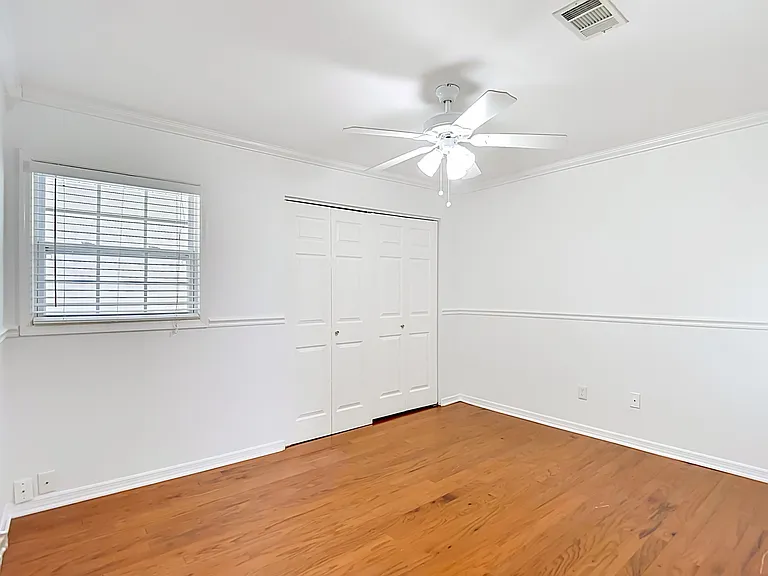 8733 Bay Pointe Dr — Photo 42