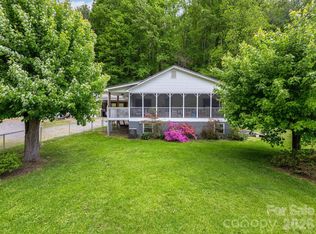 379 N Fork Rd, Barnardsville, NC 28709