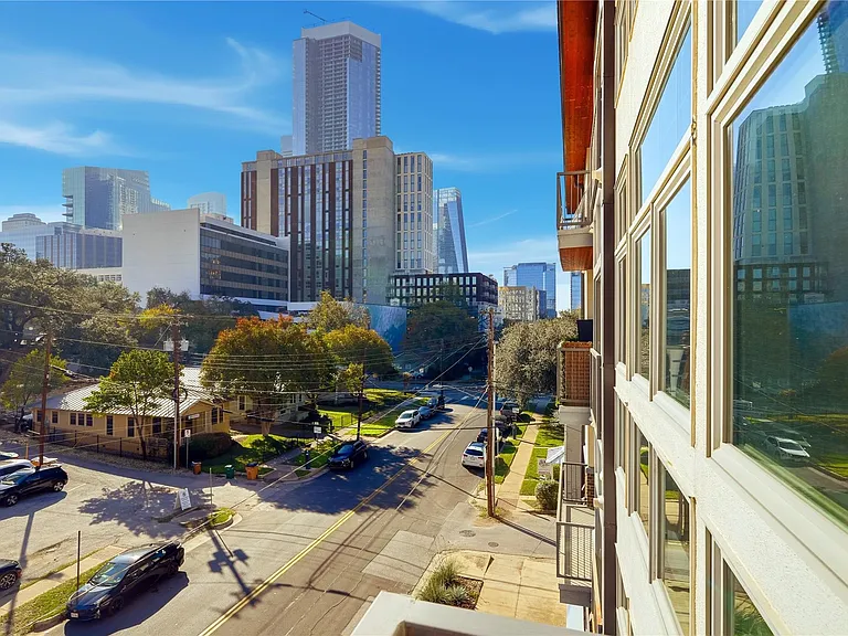 908 Nueces St #31 — Photo 5