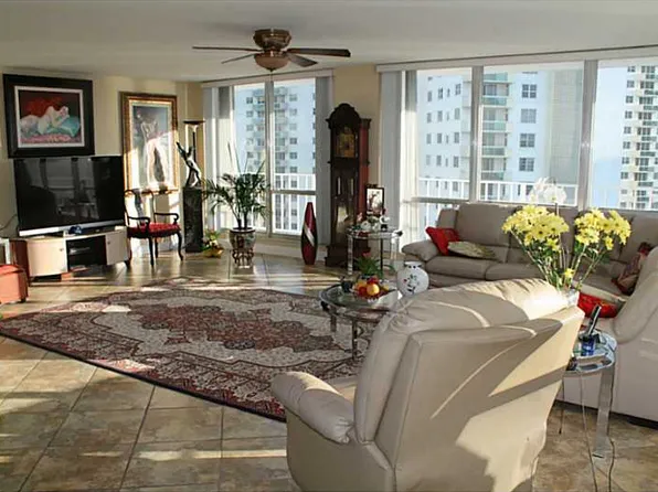2751 S Ocean Dr #N908, Hollywood, FL 33019