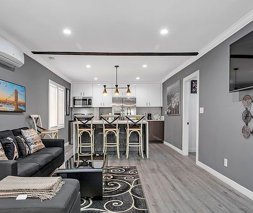 5th image of 3206 W 27th St #Fh