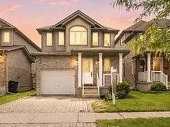 111 Parkvale Dr, Kitchener, ON N2R 1Z6