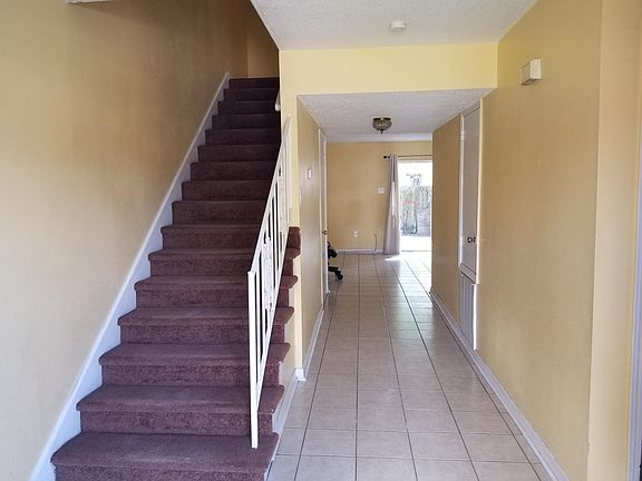 2nd image of 3810 Canterbury Ln
