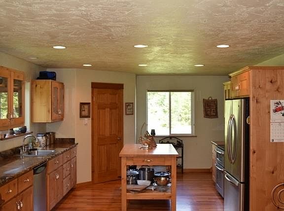 2nd image of 705 Gray Wolfe Trl
