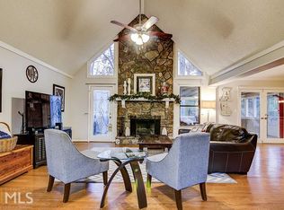 311 Creekbend Dr, Woodstock, GA 30188