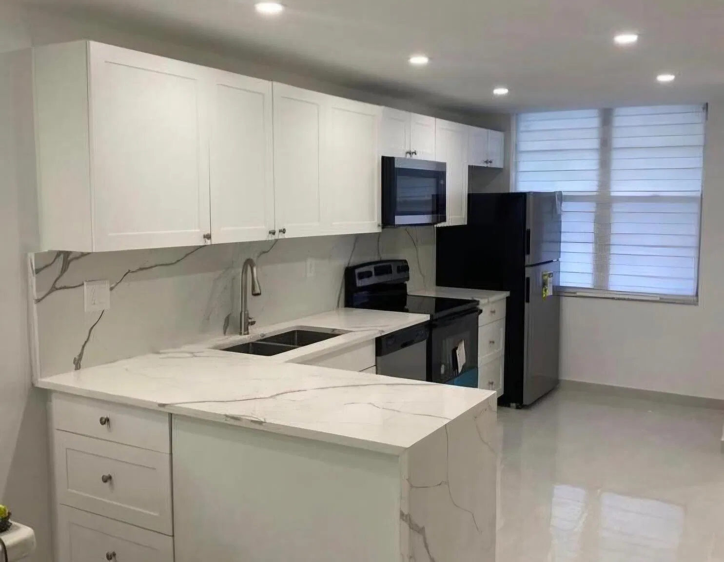 2 bed, 2.0 bath, 960 sqft, $1,800 — Photo 3