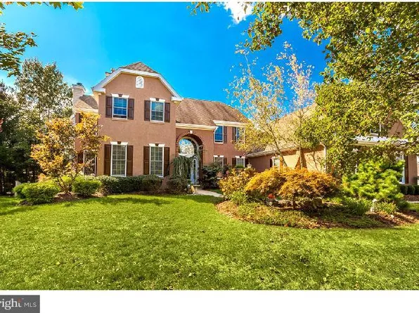21 Brookwood Rd, Mount Laurel, NJ 08054