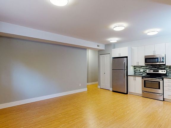 5th image of 544 Gilmour St #6