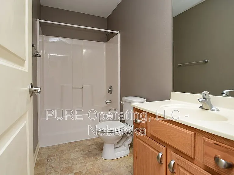 16258 Loop St — Photo 14