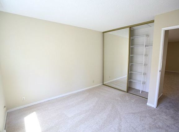 5th image of 3015 Kaiser Dr Unit G
