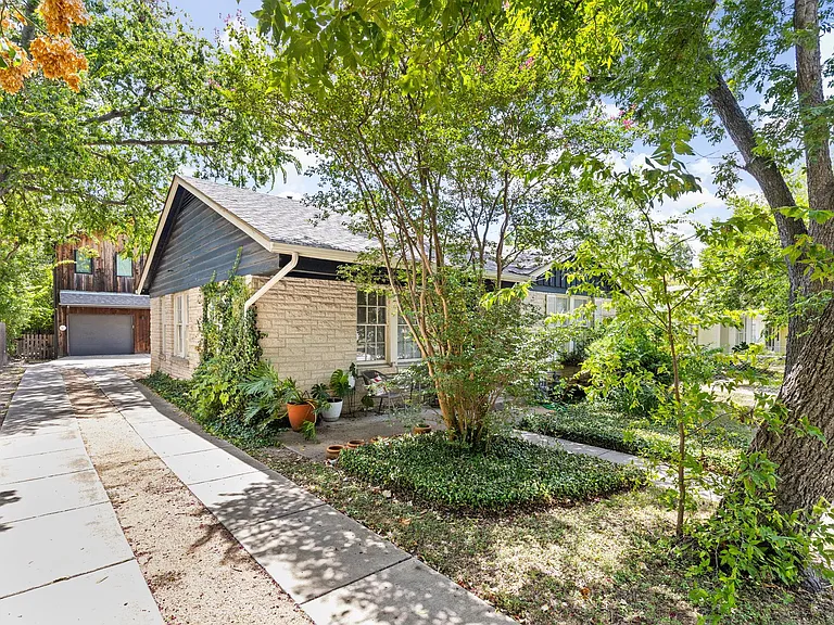 5405 Sunshine Dr #1 — Photo 2