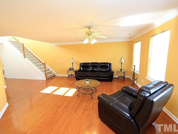 4th image of 603 Cove Hollow Dr