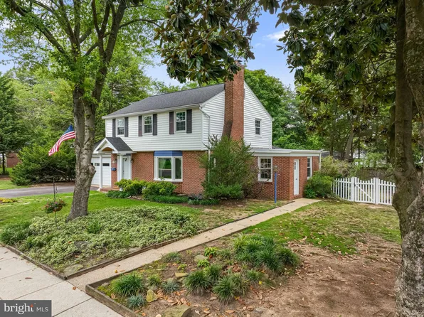 14 Admiral Rd, Severna Park, MD 21146