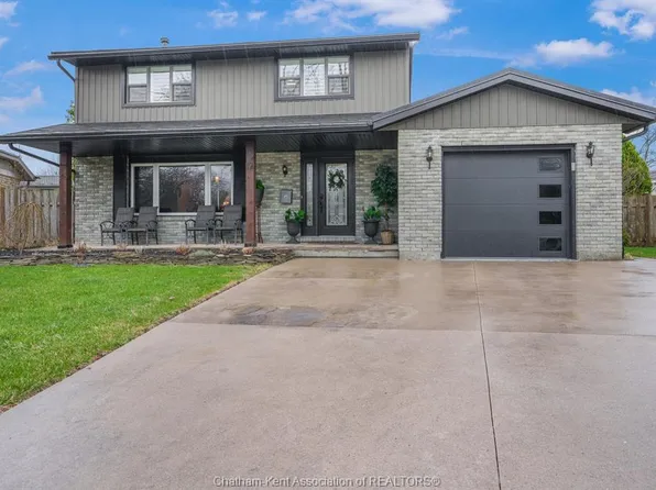 12 Academy Cres, Chatham Kent, ON N7L 4R2