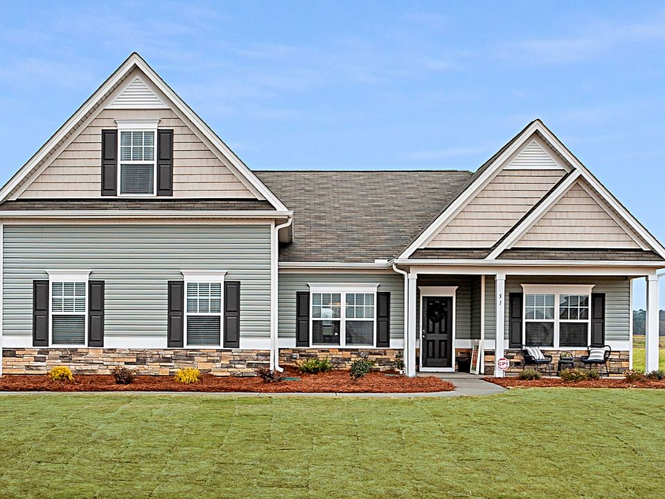 The Vinings Exterior