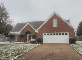 2238 Kindlewood Dr, Southaven, MS 38672