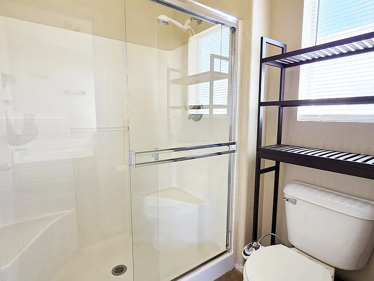 3722 Nestled Oak Ave — Photo 15