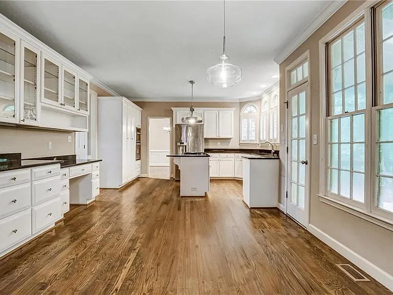 510 Jacaranda Ct — Photo 20