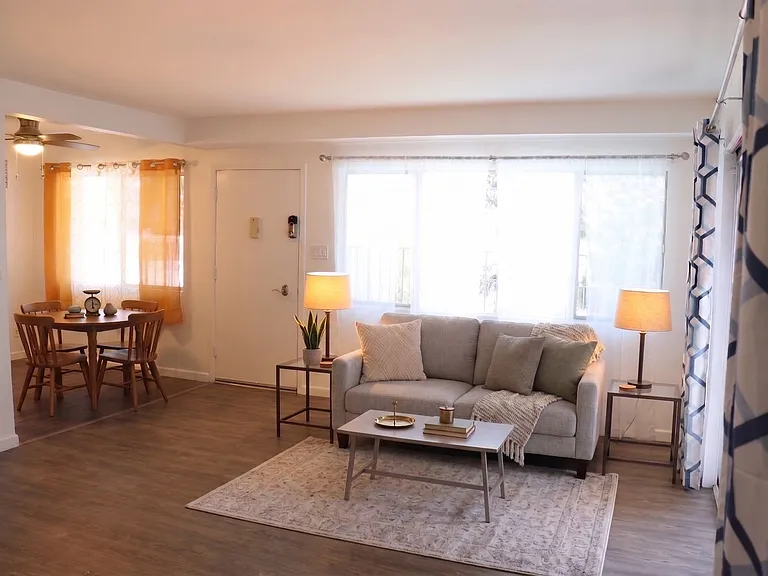 2849 Waverly Dr — Photo 18