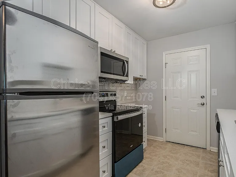 2611 Holton Ave #2 — Photo 8
